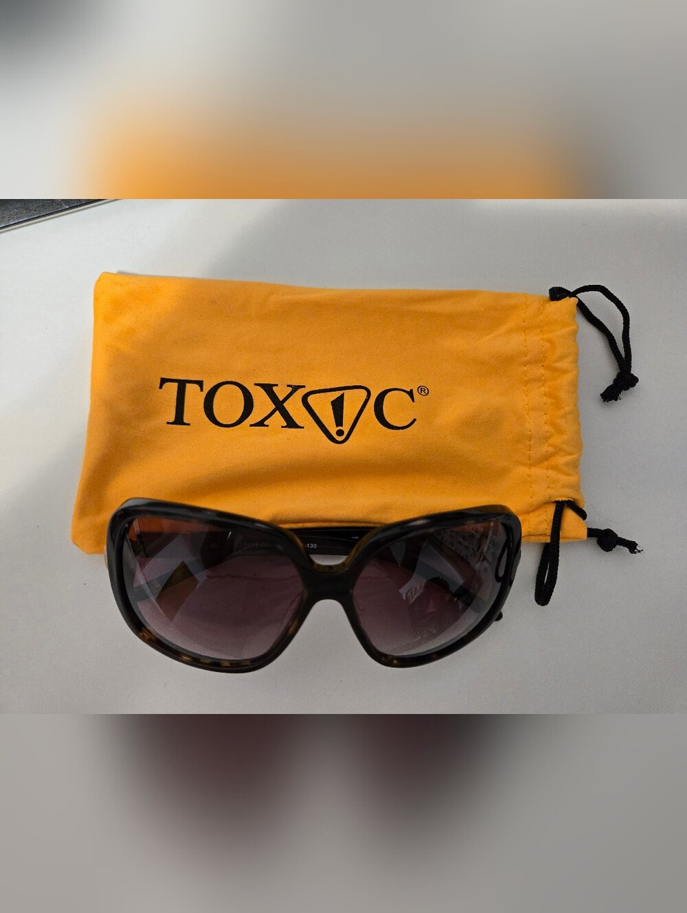 TOXIC Women's Tortoiseshell Sunglasses with Brown Gradient Lenses